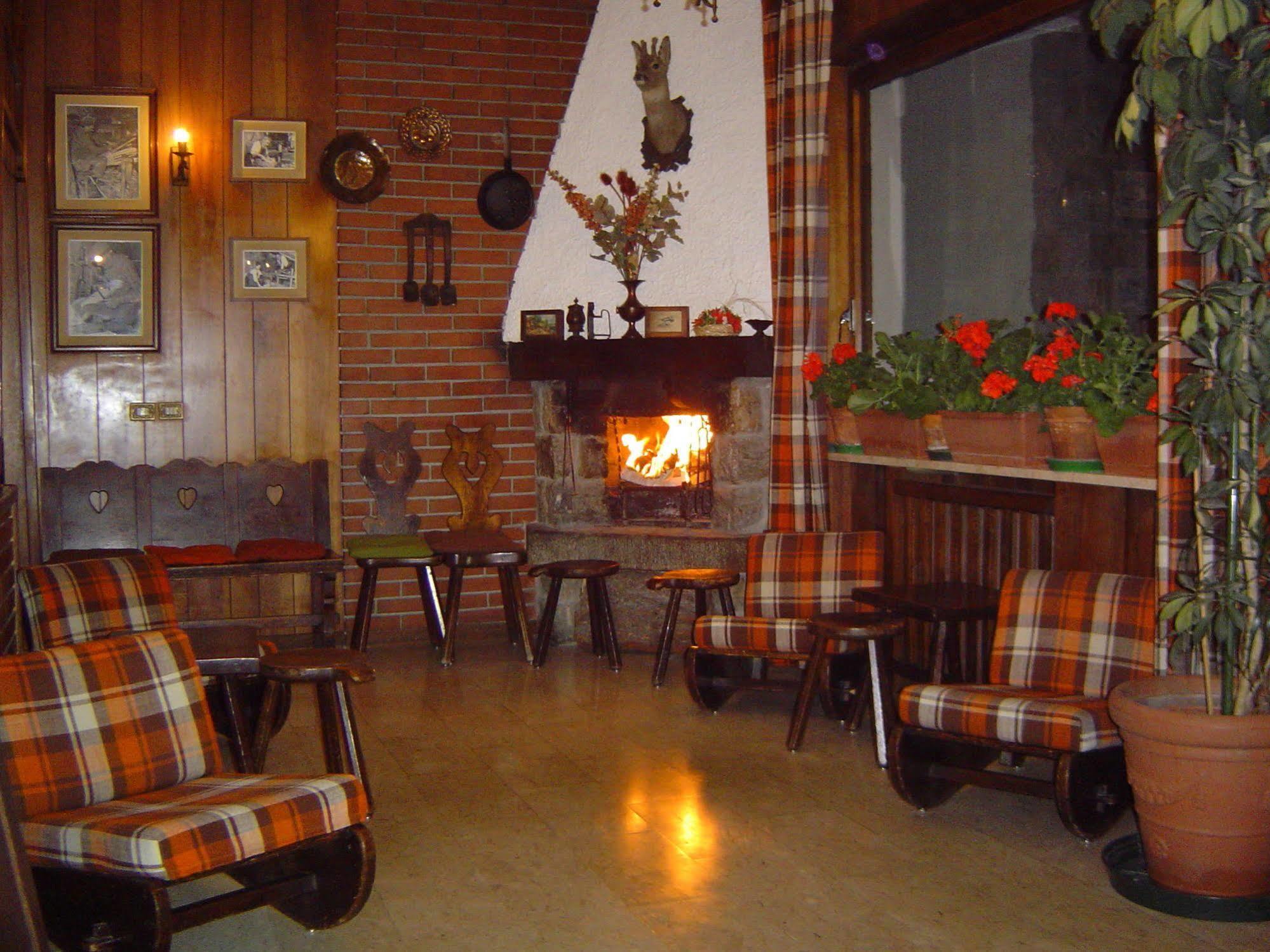 ואלטורננקה Hotel Al Caminetto מראה חיצוני תמונה